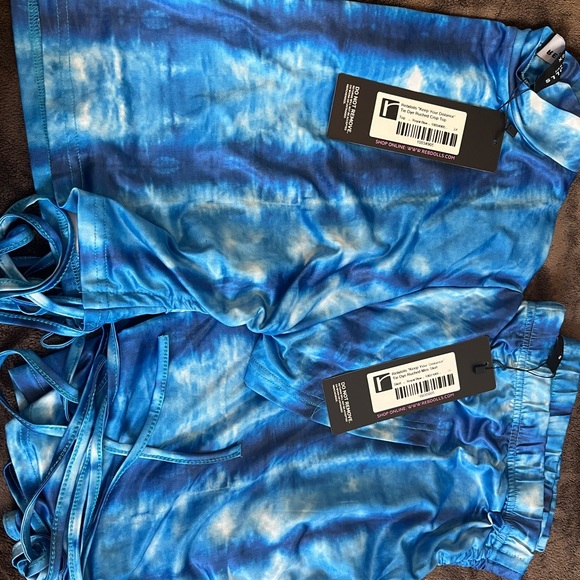 Two piece tie dye set with ties - NWT - Picture 2 of 3